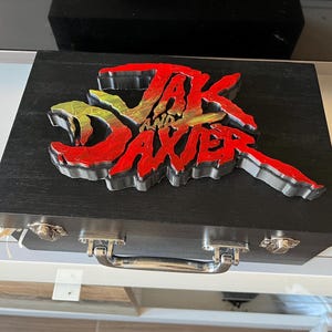 Coffret collector hommage à Jack et Daxter – Comprend un œuf Orb précurseur, 2 colliers et un porte-clés Orb | Coffret cadeau d'éventails faits à la main