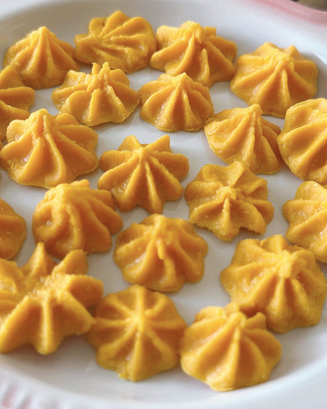 Egg Yolk Meringue Pet Treats Oz