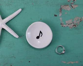 Handmade Music Note on Mini Ceramic Dish, Mini Ring Dish with Musical Note, Trinket Dish with Music Note Design