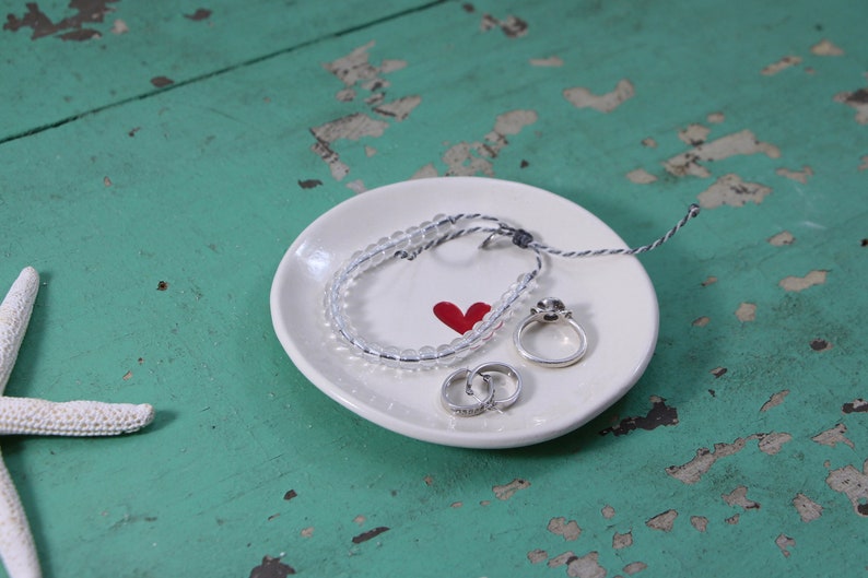 Organizing Dish St Patricks Day Gift Catch All Dish Irish Ring Dish Trinket Dish with Clover Shamrock on Small Round Ring Dish