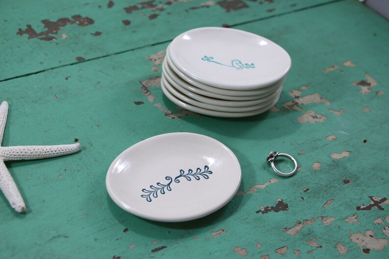 Handmade Ring Dish Dish with Green Fern Oval Ring Dish Woodland Fern Jewelry Dish Fern Trinket Dish Woodland Theme Wedding Ring Dish image 3