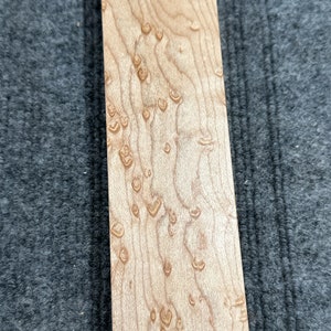18x24 Birds Eye Maple Picture Frame