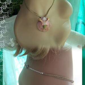 Rhinestone Pink Seashell Polymer Aventurine Pendant Necklace image 5