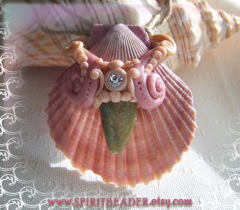 Rhinestone Pink Seashell Polymer Aventurine Pendant Necklace image 1