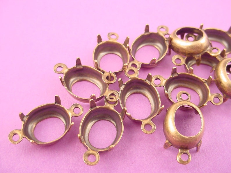 Qty 24 Brass 6mm Diamond Shape Prong Settings 1 Loop Open Back Charms//Pendants