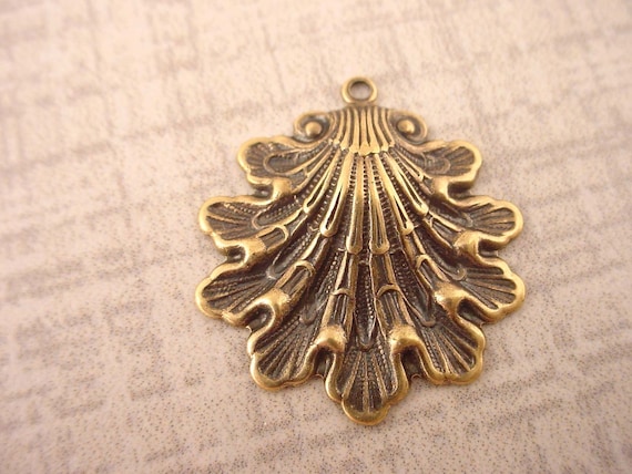2 Antique Gold Art Nouveau Style Connectors AG28 Made in USA