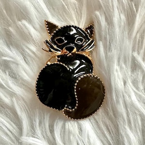 Vintage Style Black Kitty Cat Enamel Brooch Pin Goth Halloween
