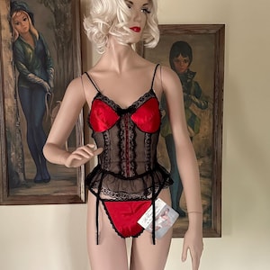 Vintage 80s Red & Black Satin Lace Pantie Set Merry Widow Bustier Garter Belt S/M Deadstock
