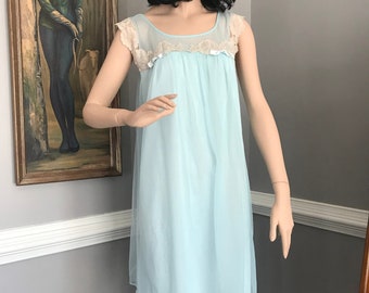 Vintage 1960s Baby Blue Babydoll Nightie Nightgown L