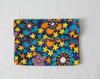 1970s c Brown patchwork patterned coin purse keychain