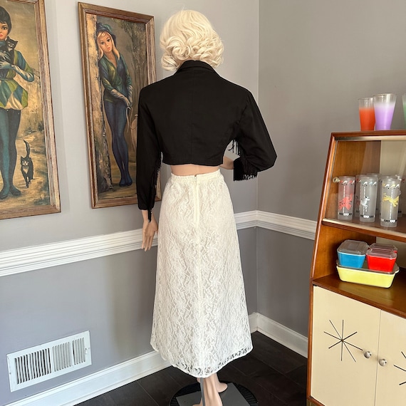 Vintage 1980s Ivory Lace Maxi Skirt Formal/ Weddi… - image 2