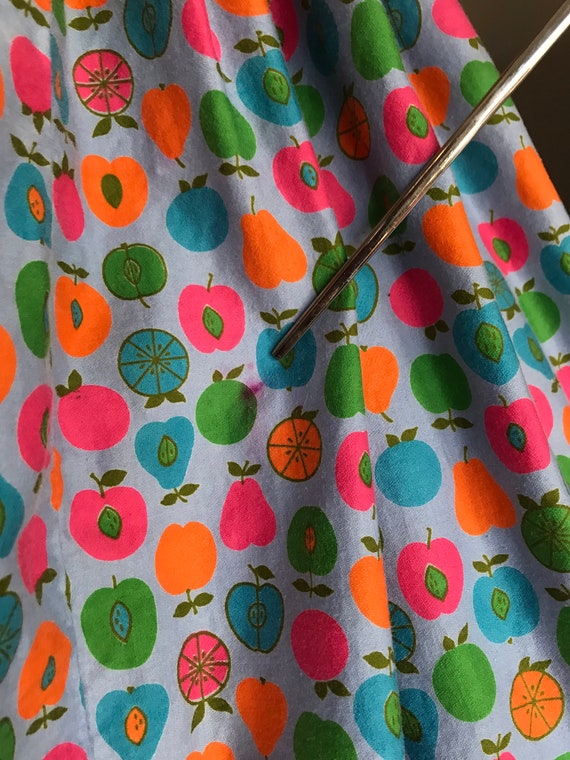 Vintage 1950s Dress Novelty Fruit Print Full Skir… - image 10