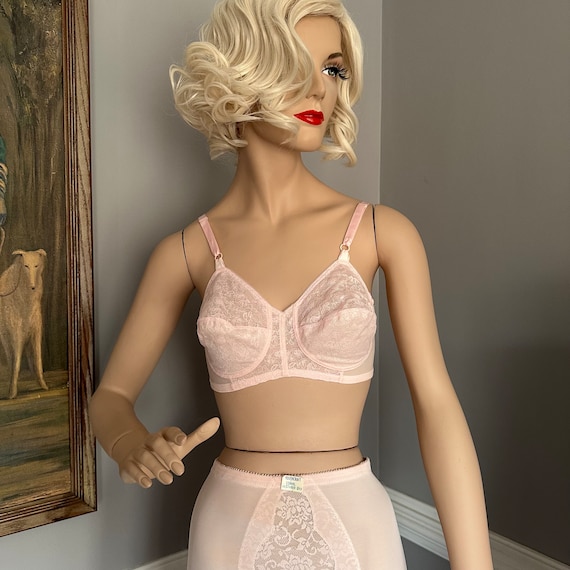 vintage lace bra vanity - Gem