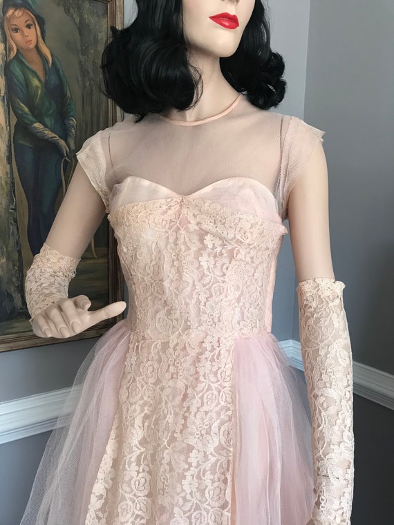 Vintage 1950s Prom Dress Pale Pink Lace & Tulle w… - image 4