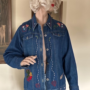 Vintage Denim Shirt Jacket Embroidered Light Weight Jean L