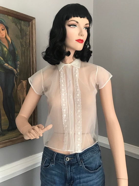 Vintage 40s 50s Sheer Blouse Buttoned Embroidered 