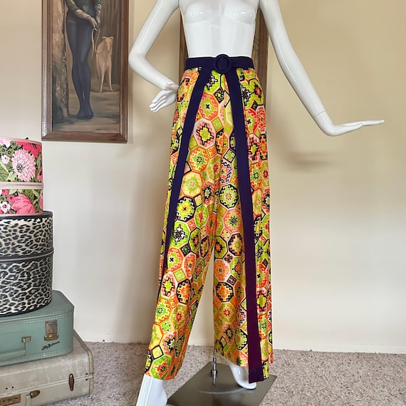 Wild Vintage 1970s Psychedelic Funky Print Belted Palazzo Wrap Pants S
