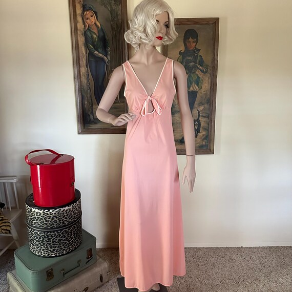 Vintage 70s nightgown and Gem