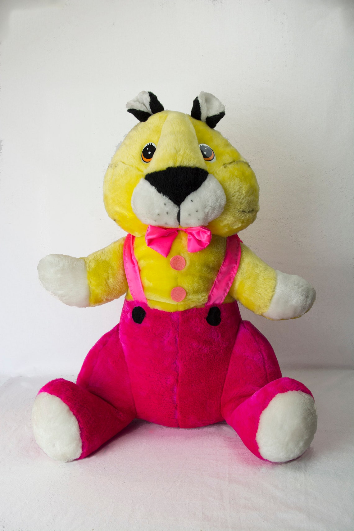 giant plush carnival prizes