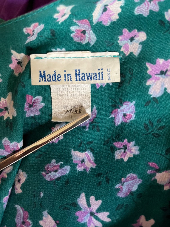 Vintage Hawaiian Dress Muu Muu w/ Cats Eye Shell … - image 5