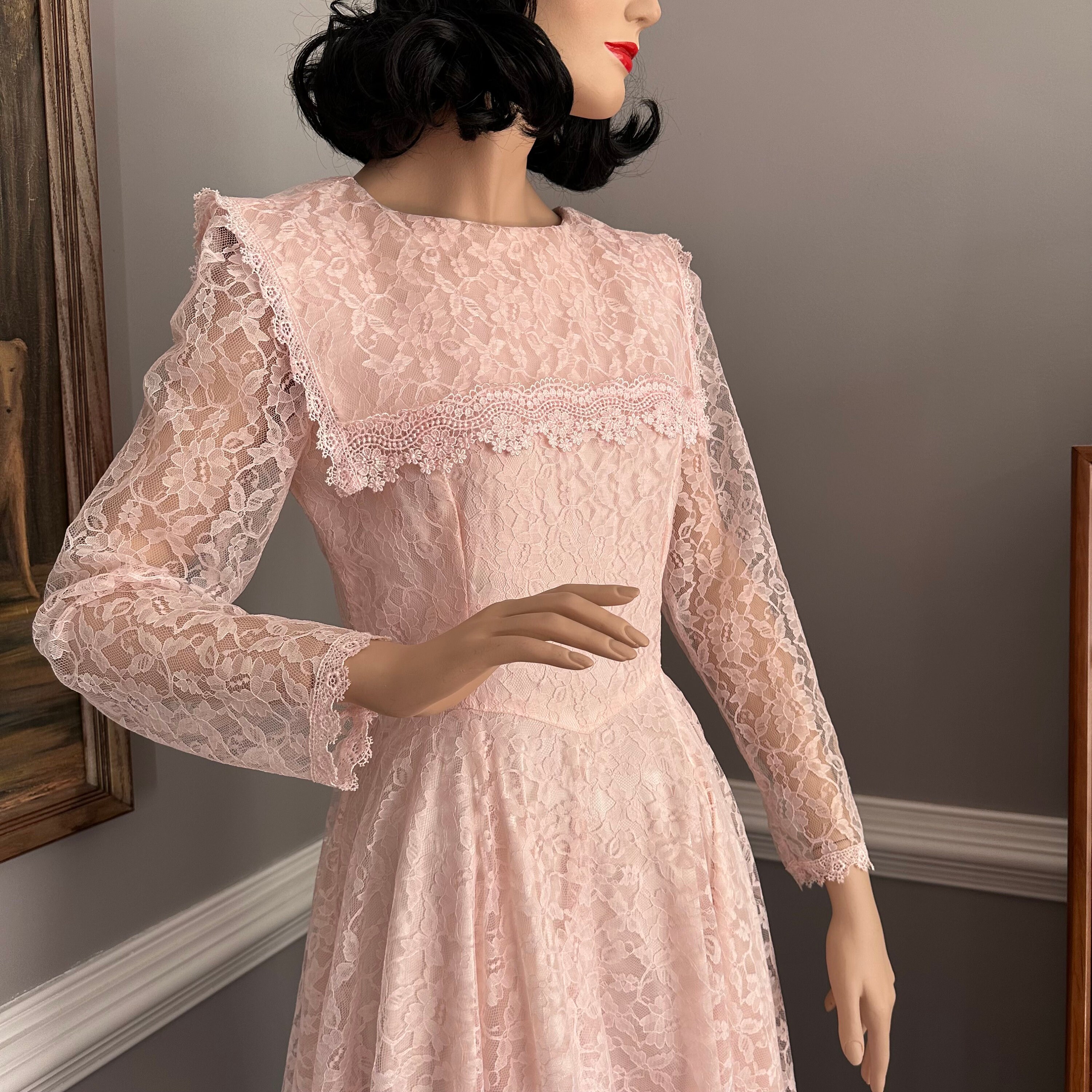 Vintage 80s Dress Pink Lace Square Lace Collar Long Sleeves
