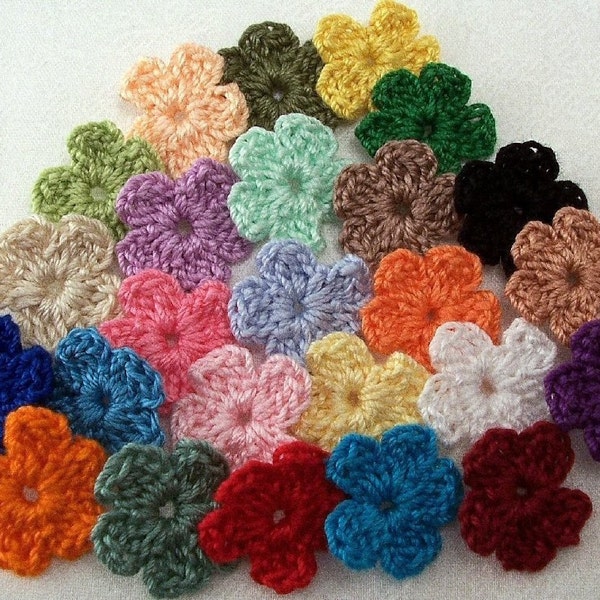 Crocheted Colored Small Flowers - Set of 25