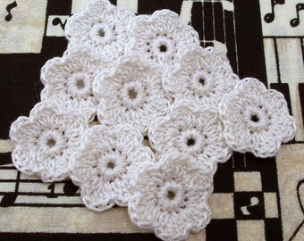 Crochet Flower Appliques - Antique White