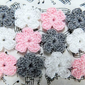 Crochet Stone, Pink and White, Flowers Mini Flowers, Crochet Flower Appliques image 2