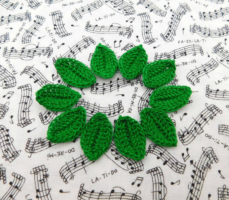 Crochet Leaves Myrtle Green Leaf Appliques Set of 12 image 4