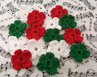Crochet Red, White and Green Flowers