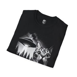 Funny Cat Selfie UFO T-Shirt: Unisex Cotton Comfort image 5