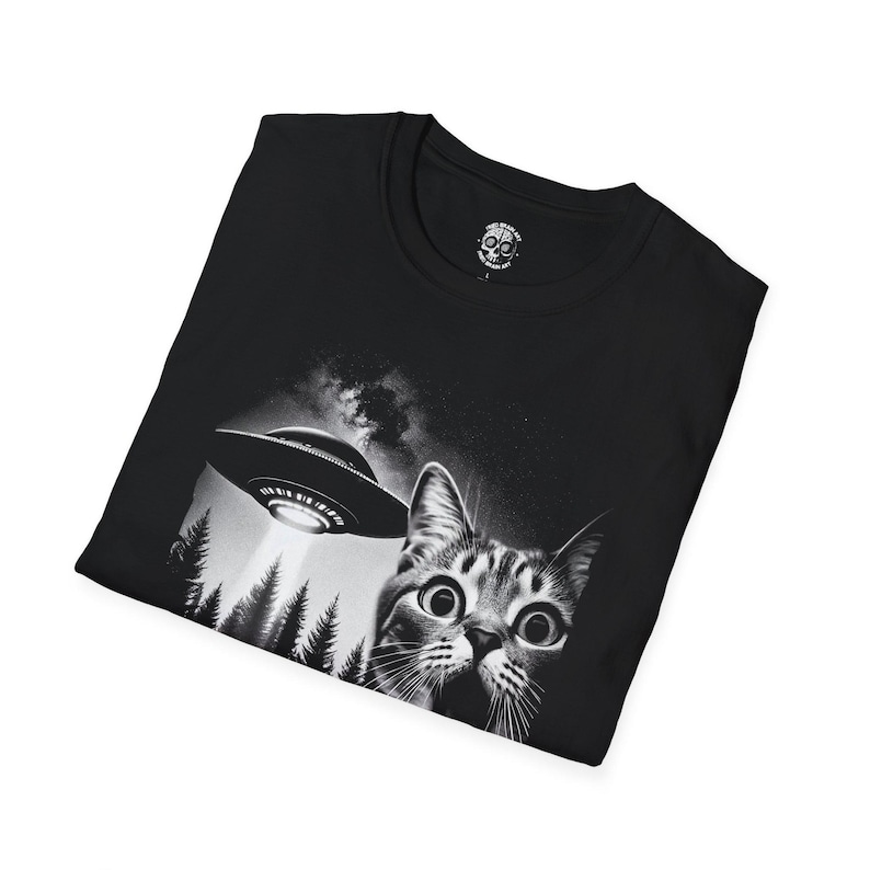 Funny Cat Selfie UFO T-Shirt: Unisex Cotton Comfort image 5