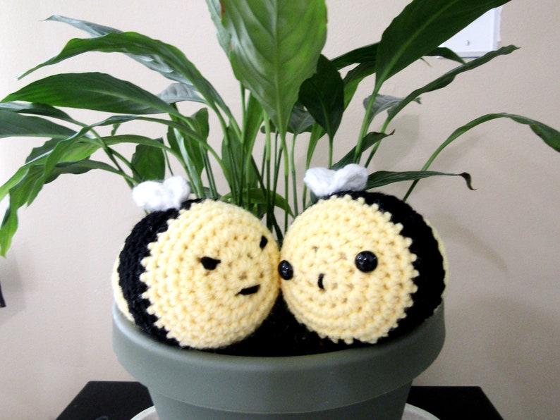 Holly Honey Bee in Plush Crochet. Soft Toy Amigurumi Honey Bee. Kawaii Crochet Bee. Stuffed Animal Toy. Gift Idea for Kids & Bee Lovers image 3