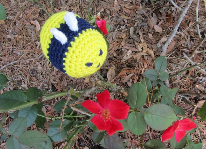 Holly Honey Bee in Plush Crochet. Soft Toy Amigurumi Honey Bee. Kawaii Crochet Bee. Stuffed Animal Toy. Gift Idea for Kids & Bee Lovers image 5