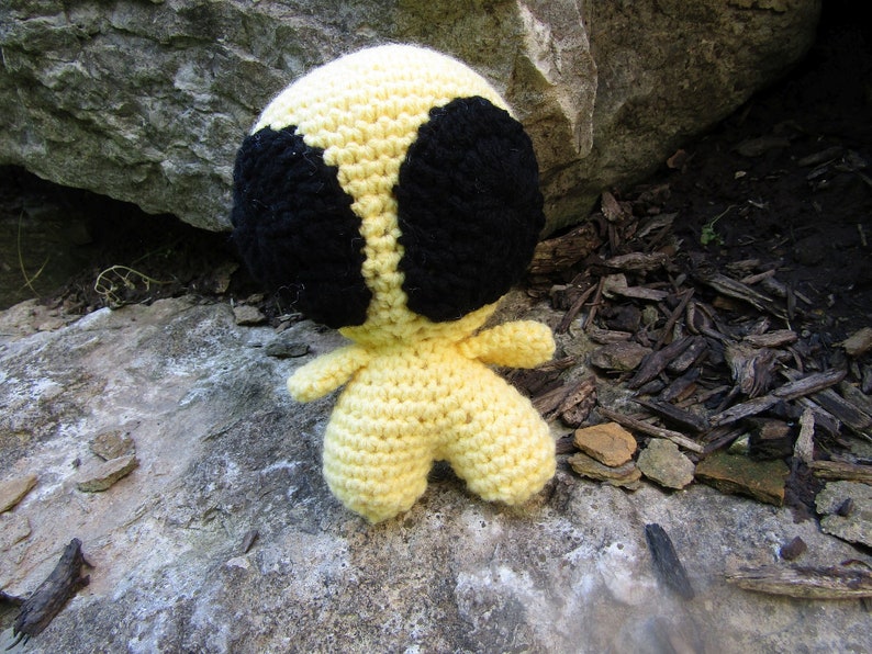 Amigurumi Alien Doll. Plush Toy Alien. Green, Orange or Yellow Alien. Galactic Cutie. Anime Stuffed Alien. ET Stuffed Toy. Soft Yarn Alien Yellow Alien