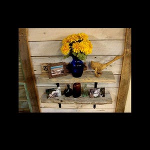 ÉTAGÈRE (1,5 x 5,5 pouces de profondeur x 15 à 28 pouces de long) supports flottants, récupéré, recyclé, mur, récupéré, recyclé, bois