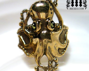 Octopus Ring Antiqued Bronze Gothic Green Peridot Stone Eyes Size 8