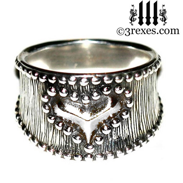 Medieval Gothic Heart Ring Alice In Wonderland Silver Studded Wide Band Size 6