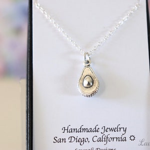 Avocado Anhänger Halskette, Freundschaftsgeschenk, Sterling Silber, Bestie Geschenk, Frucht Anhänger, Avocado Liebhaber Halskette, Danke-Karte, klein 3-D