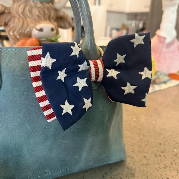 Patriotic Bow, Boot Charm, USA Stars Fabric Bow, 4th of July Bag Charm, Red White Blue Bow Clip, Americana Purse Charm, Memorial Day Gift