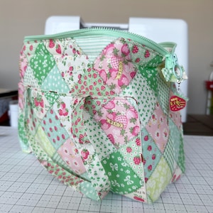 Wire Frame Japanese Fabric Handmade Strawberry Purse