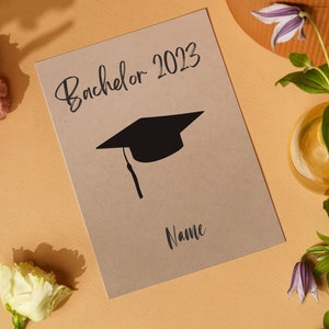 Minimalistische nachhaltige Klappkarte zu Promotion, Master, Bachelor, Abschlusskarte aus Kraftpapier Geschenk Doktor, Student, Schüler