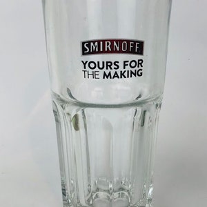 6 x Smirnoff Gläser Ca. 0,3l
