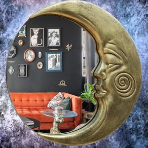 Moon Eye Mirror • Crescent Moon Wall Decor • Witchy Resin Mirror • Celestial Occult Decor • Mystical Moon Wall Art