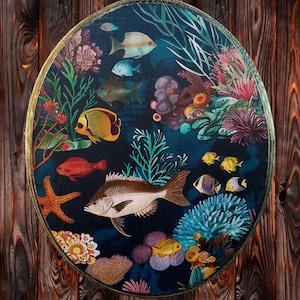 The wooden fish plaque is a hand-made translation of the photos. Handmade.The wall poster is a work of art made of wood.Oval Wooden Frame