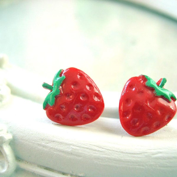 Strawberry plugs for gauged ears 4mm 6g stretched ears