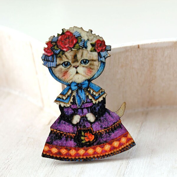 Cat Lady wooden brooch  wooden wood kawaii sweet lolita egl purple flower hat