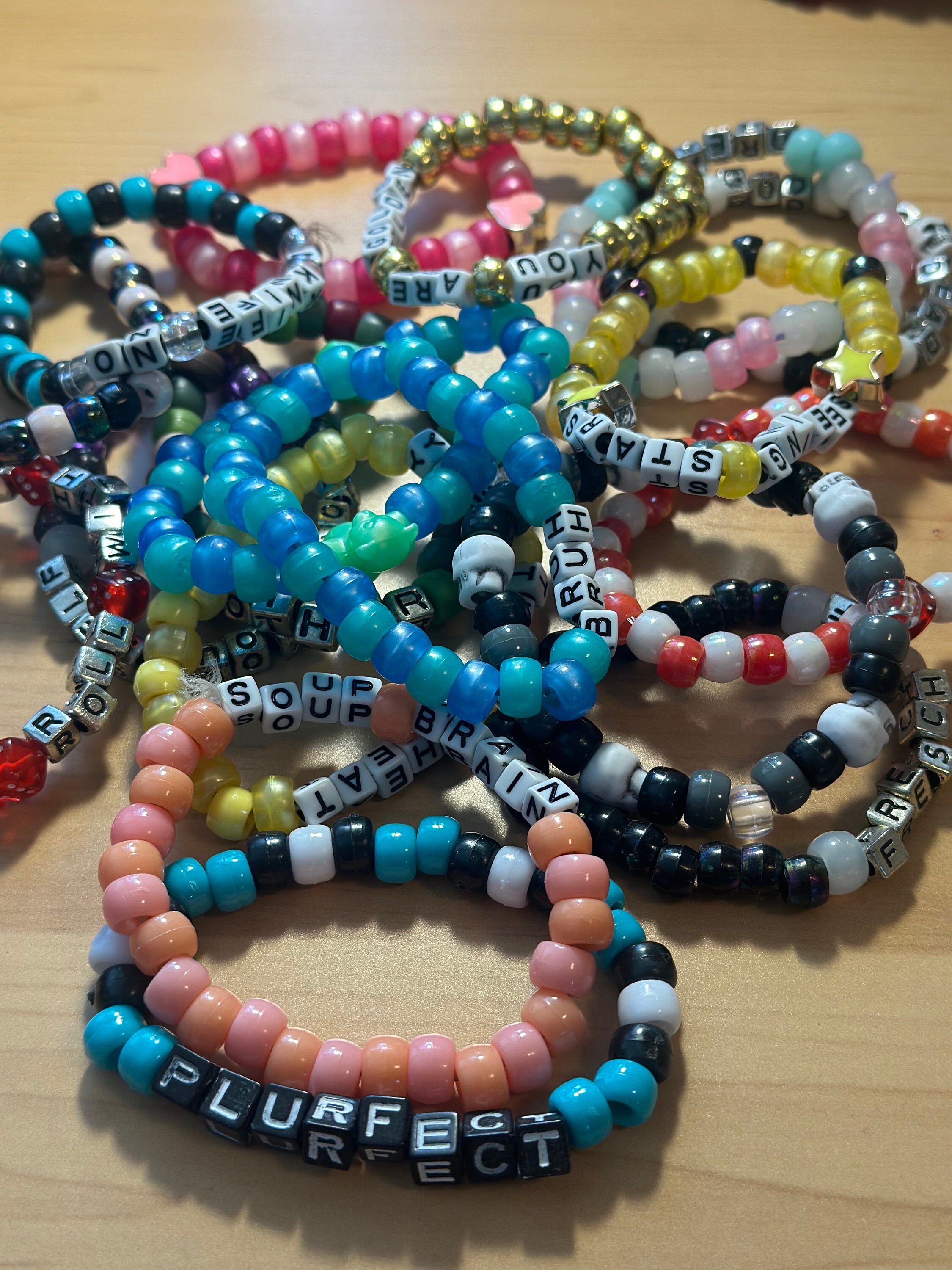 Pack of 10 Kandi Bracelets for Raves - Etsy