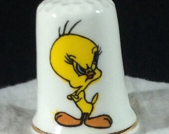 Birchcroft Porcelain China Collectible Thimble Beatrix Potter Pigling Bland & Alexander Birchcroft Porcelain China Collectible Thimble Beatrix Potter Pigling Bland & Alexander