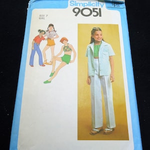 Simplicity Girls&#39; Shirt, Bias Halter, Pants And Shorts Pattern 9051 Size 7